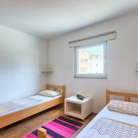 Marlera Apartament Ližnjan