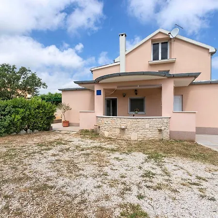 Marlera Апартаменты Лижнян